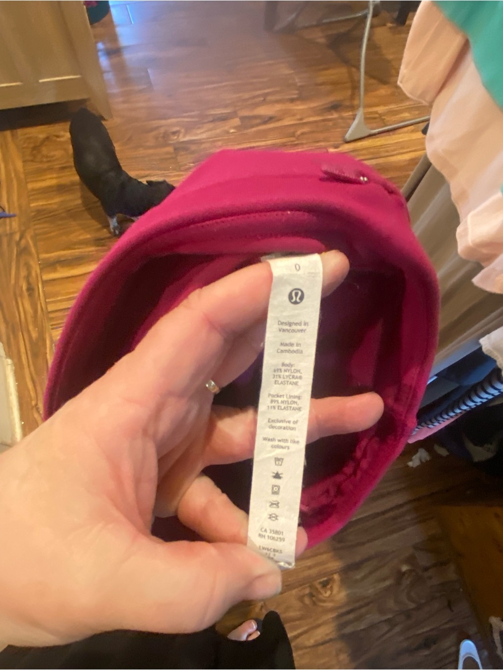 Lululemon Pink-Magenta leggings with Logo